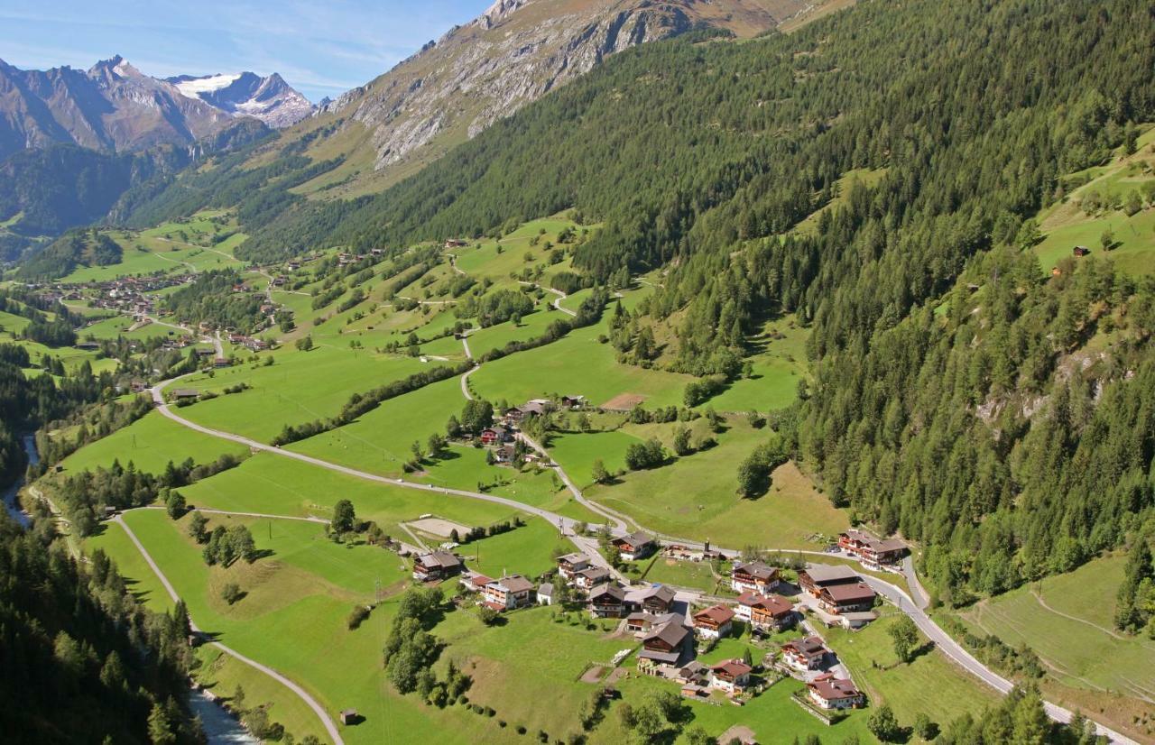Gastehaus Alpenruh Hotell Prägraten Exteriör bild