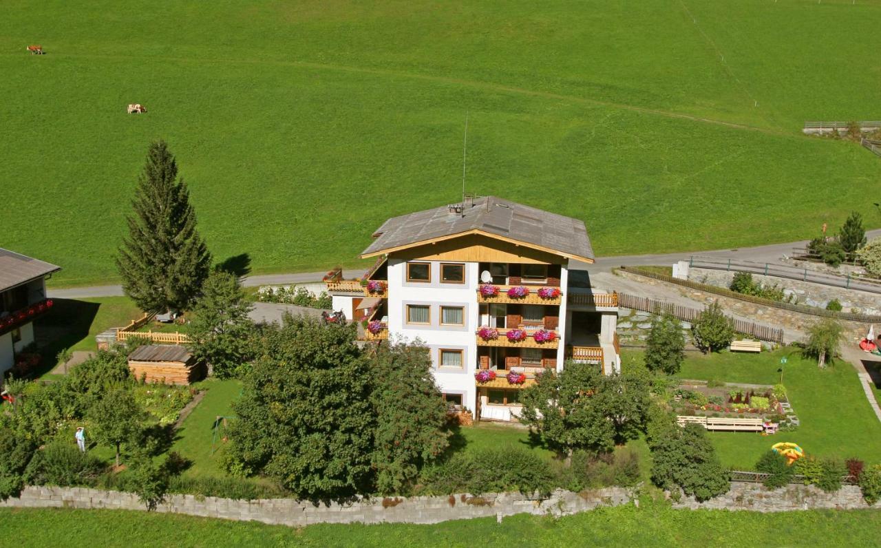Gastehaus Alpenruh Hotell Prägraten Exteriör bild