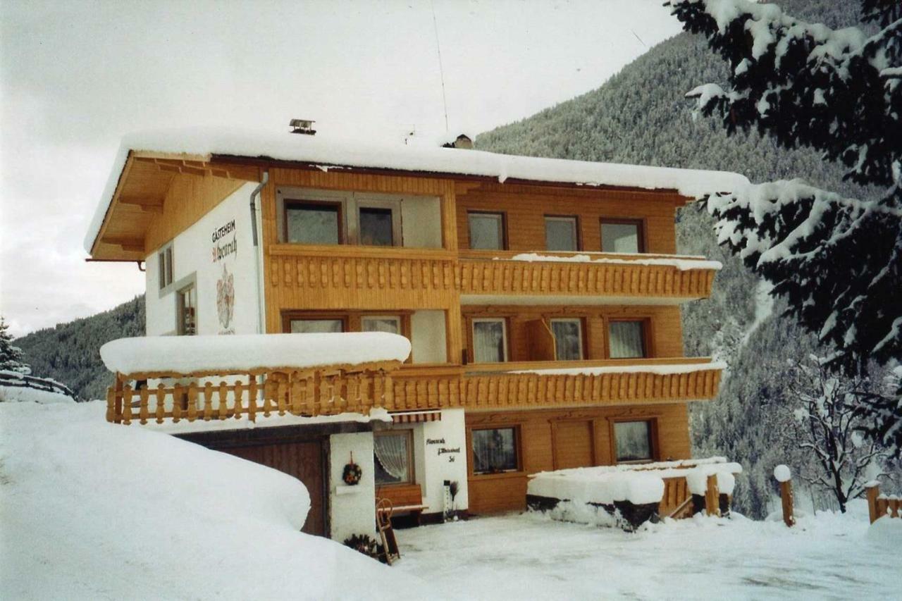 Gastehaus Alpenruh Hotell Prägraten Exteriör bild